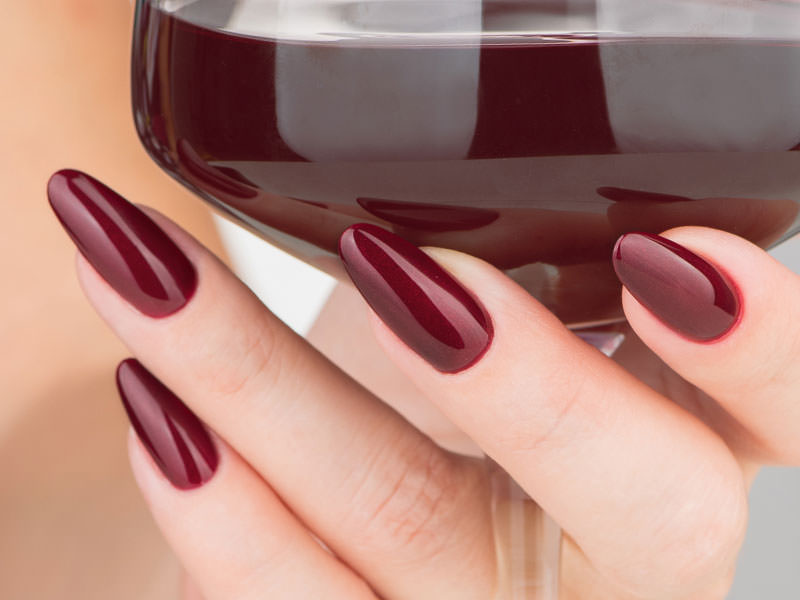 Manicure Mania - Kateryna Bandrovska: Rosso metalizzato