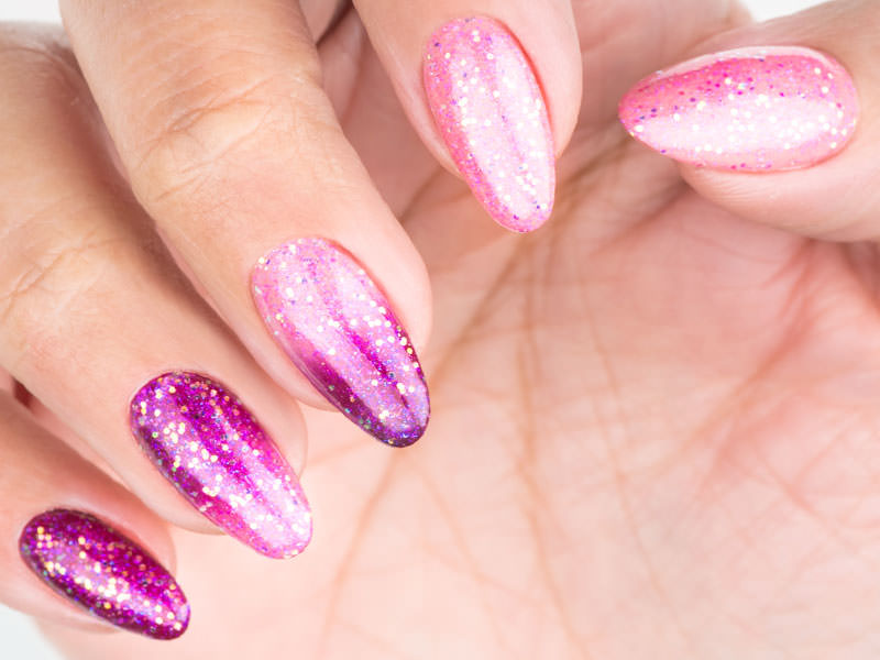 Nail art mania - Lorena Chiarentin: Sfumature glitterate