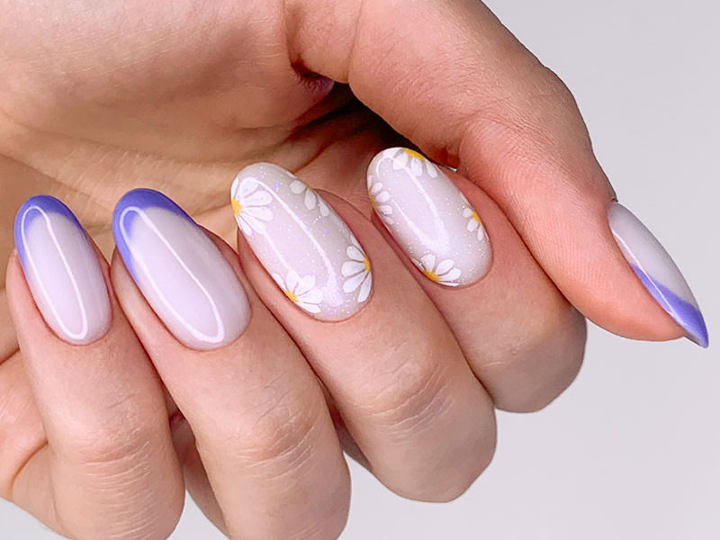 Nail Art Primaverili - Fiorenza Pecci: French & margherite