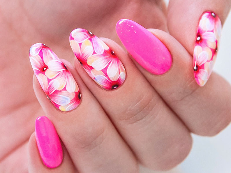 Idee Nail Art - Kateryna Bandrovska: Fusion fiorito