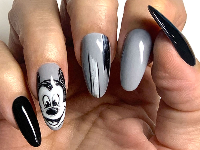 Idee Nail Art - Pamela De Montis: Fumetto