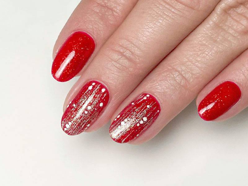 Nail art natalizie: Gioia Del Zotto - Fantasia in rosso