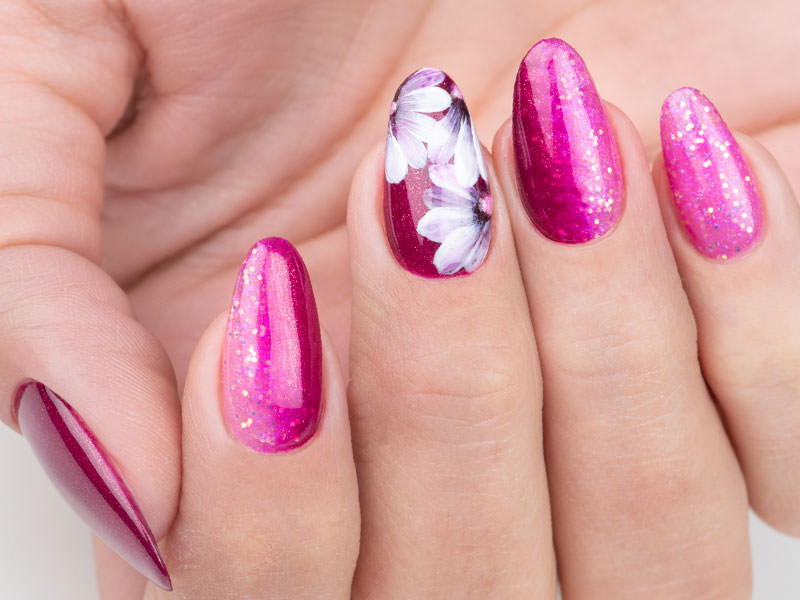 Idee Nail Art - Caterina Del Signore: Sfumature di bordeaux e fucsia