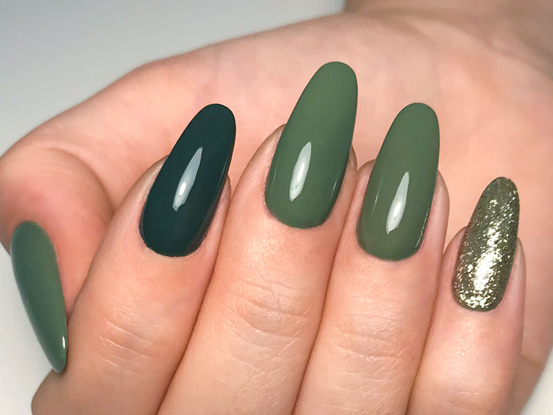 Idee Nail Art - Barbara Donini: Fusion tono su tono & glitter