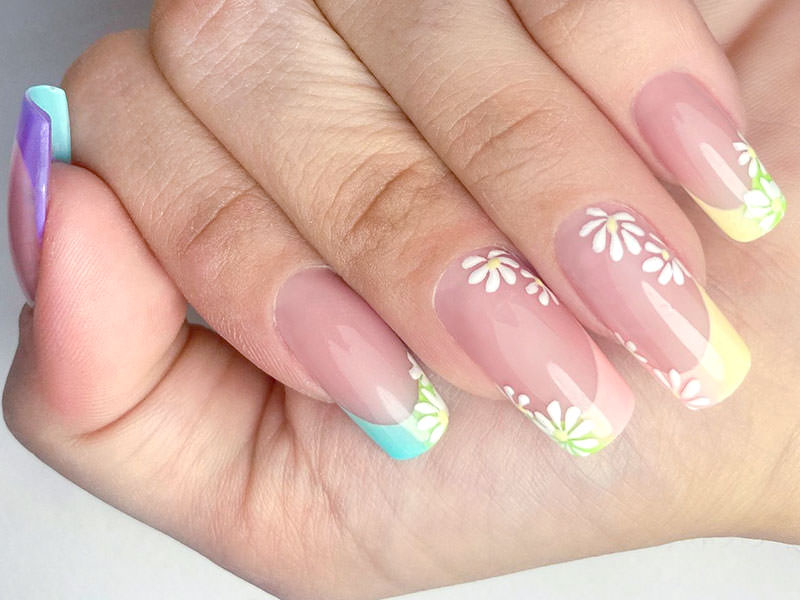 Corsi ricostruzione unghie - Antonia Minervini: French pastello