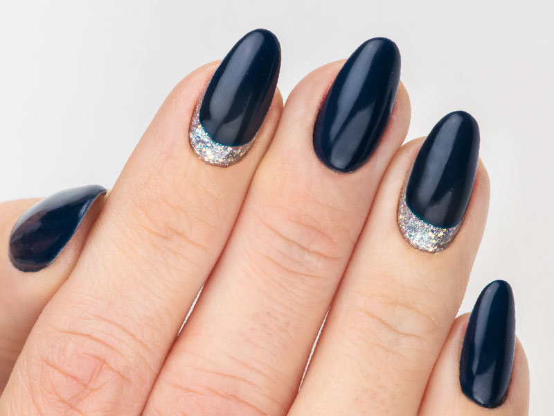 Idee decorazione unghie - Lorena Chiarentin: Sobria eleganza 