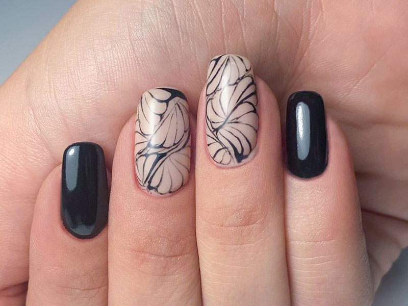 Unghie Mania - Antonia Minervini: Decoro in square