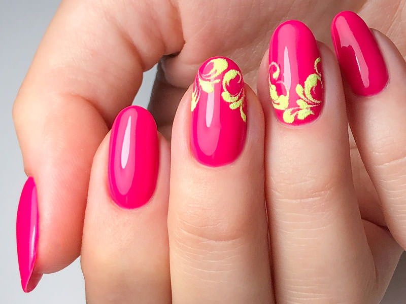 Nail Art estive - Giulia Paladino: Contrasti di colore