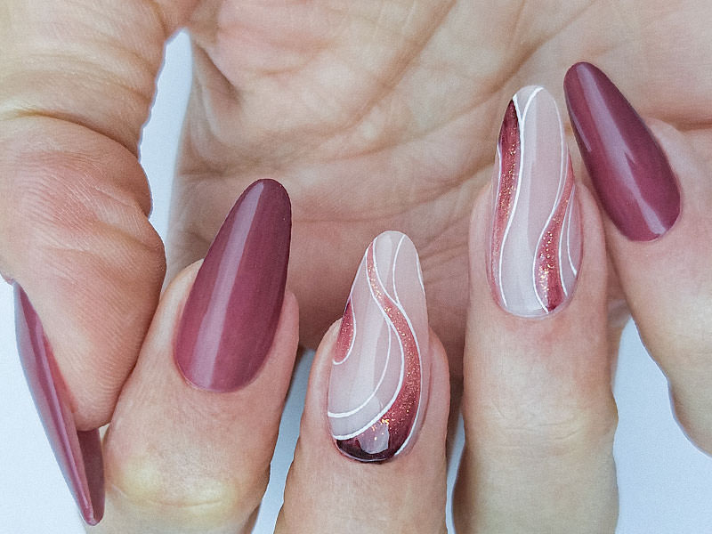 Idee Nail Art - Sara Colleoni: Onde scintillanti