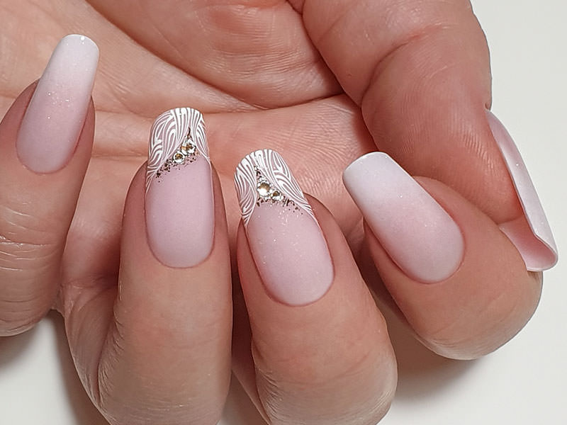 Idee Nail Art - Gioia Del Zotto: Linee sottili