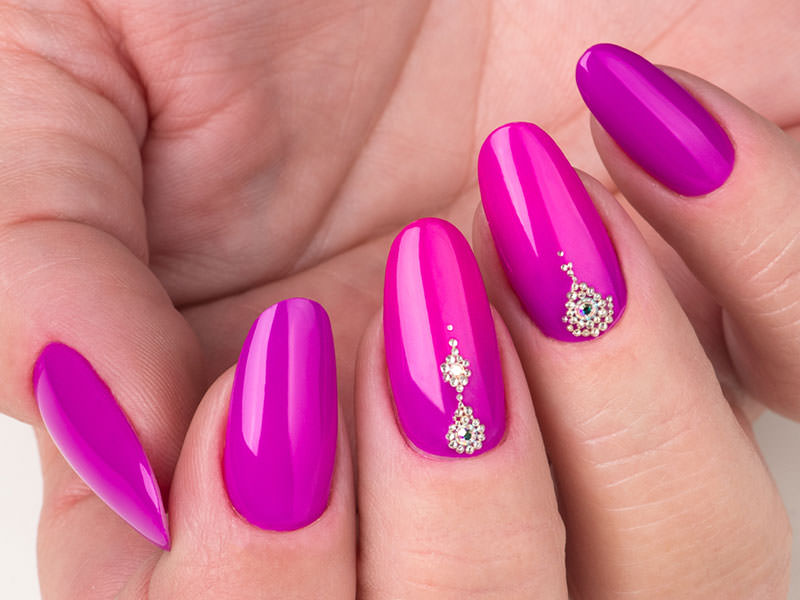 Nail art mania - Gioia Del Zotto: Sfumature e strass