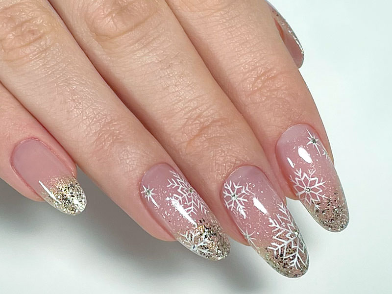 Nail art natalizie: Gioia Del Zotto - Baby Boomer innevato