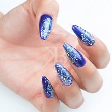 Nuove tendenze nail art - Sheila Oddino: Illusion blu